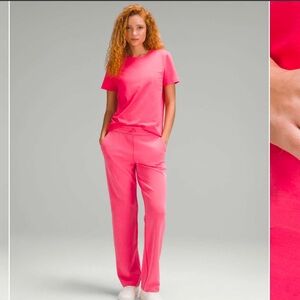 NWOT Lululemon Highrise softstreme pants